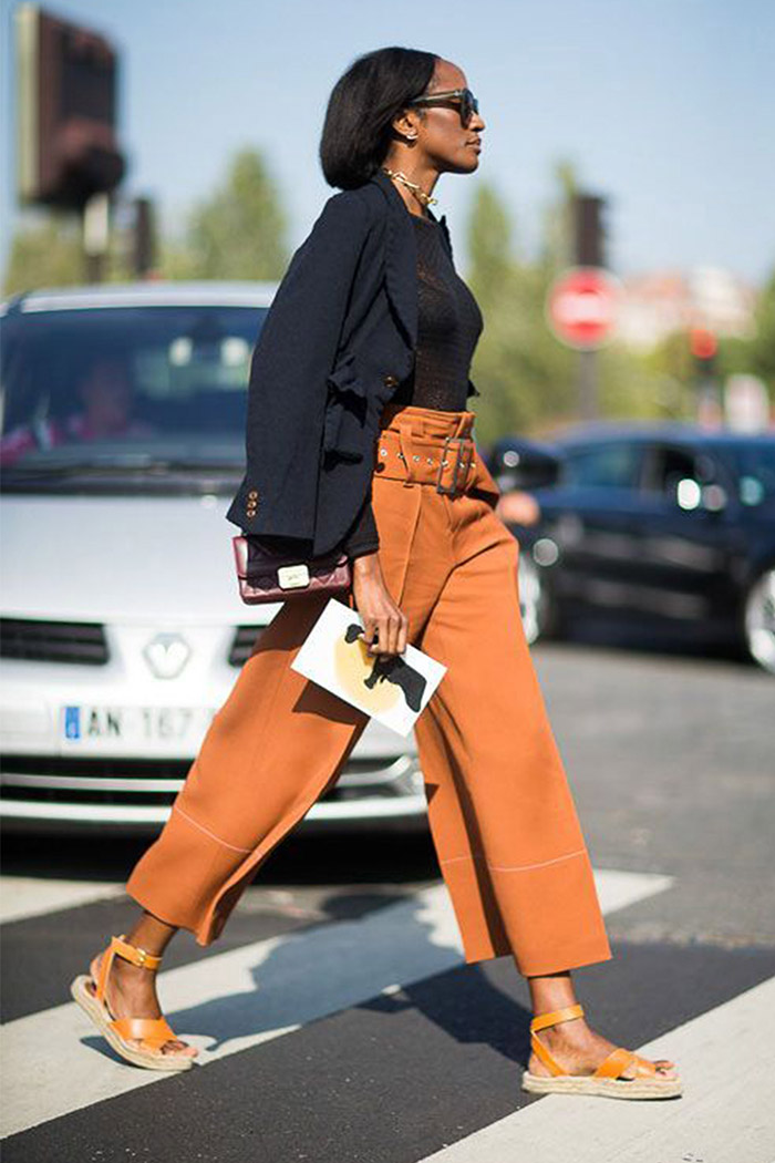 Street style espadrille sandals